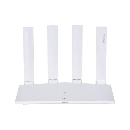 Front view of ZTE t300 5G router with multiple external antennas